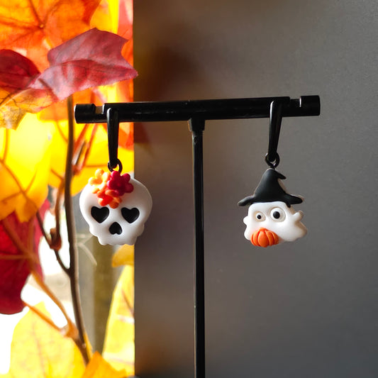 Ανόμοια σκουλαρίκια χαλογουίν φάντασμα νεκροκεφαλή από πολυμερικό πηλό