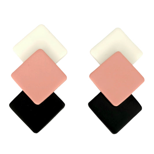 Σκουλαρίκια μεγάλα καρφωτά ροζ μαύρο άσπρο από πολυμερικό πηλό