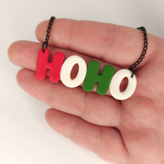 Κολιέ Ho Ho του Άι Βασίλη σε χριστουγεννιάτικα χρώματα από πολυμερικό πηλό
