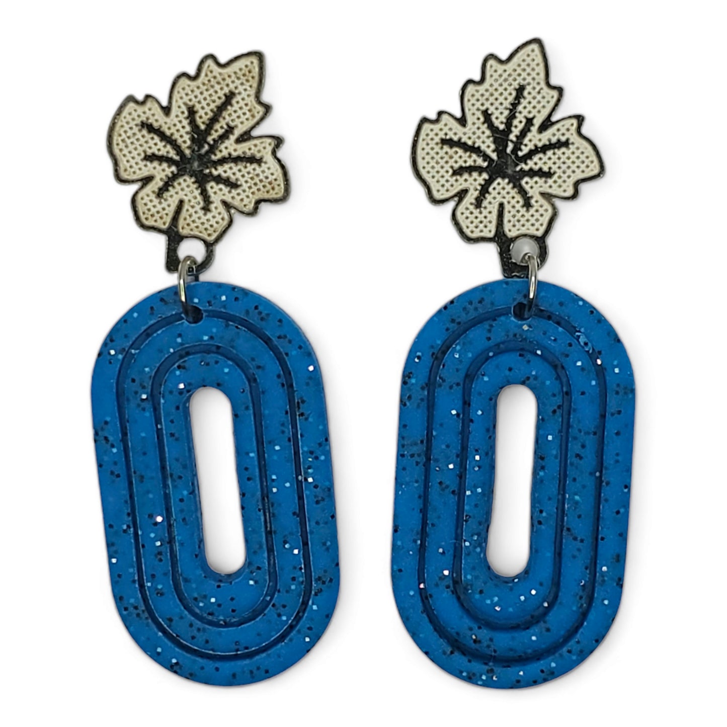 Σκουλαρίκια κομψά κρεμαστά σε μπλε γρανίτη από πολυμερικό πηλό με ατσάλινα καρφάκια σε σχήμα φύλλου