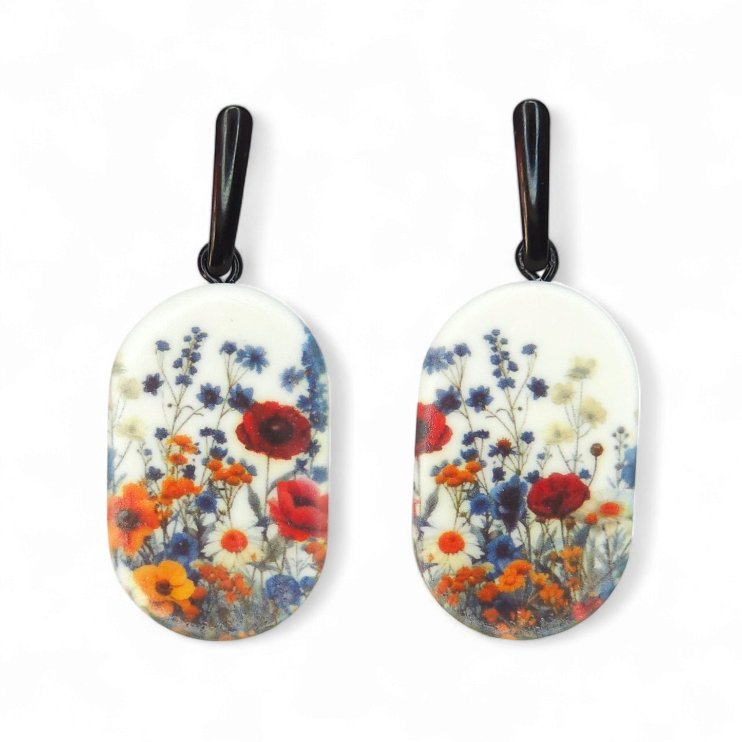 Οβάλ κρεμαστά σκουλαρίκια με μοτίβο λουλούδια του αγρού από πολυμερικό πηλό