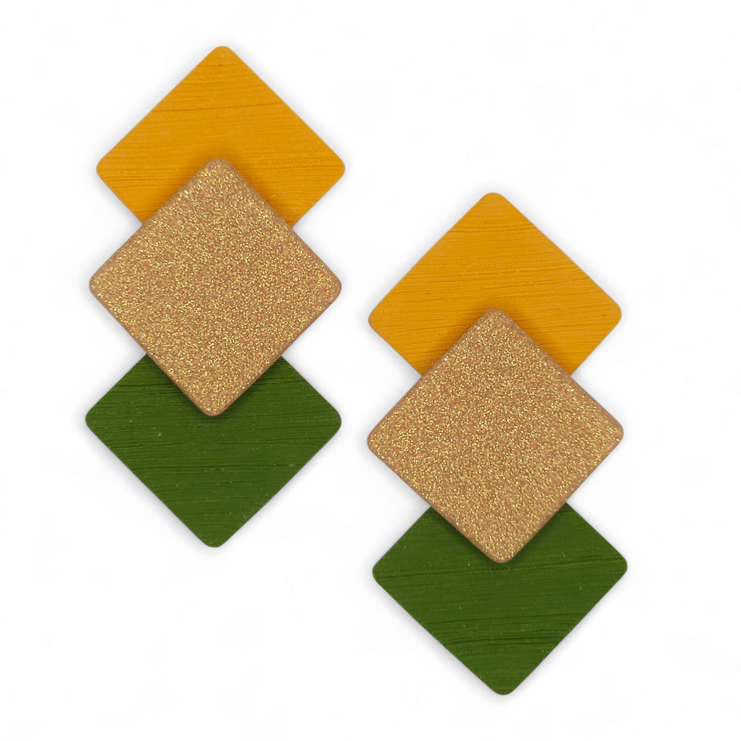 Σκουλαρίκια καρφωτά τρία τετραγωνάκια πράσινο glitter ροζ χρυσό & μουσταρδί από πολυμερικό πηλό