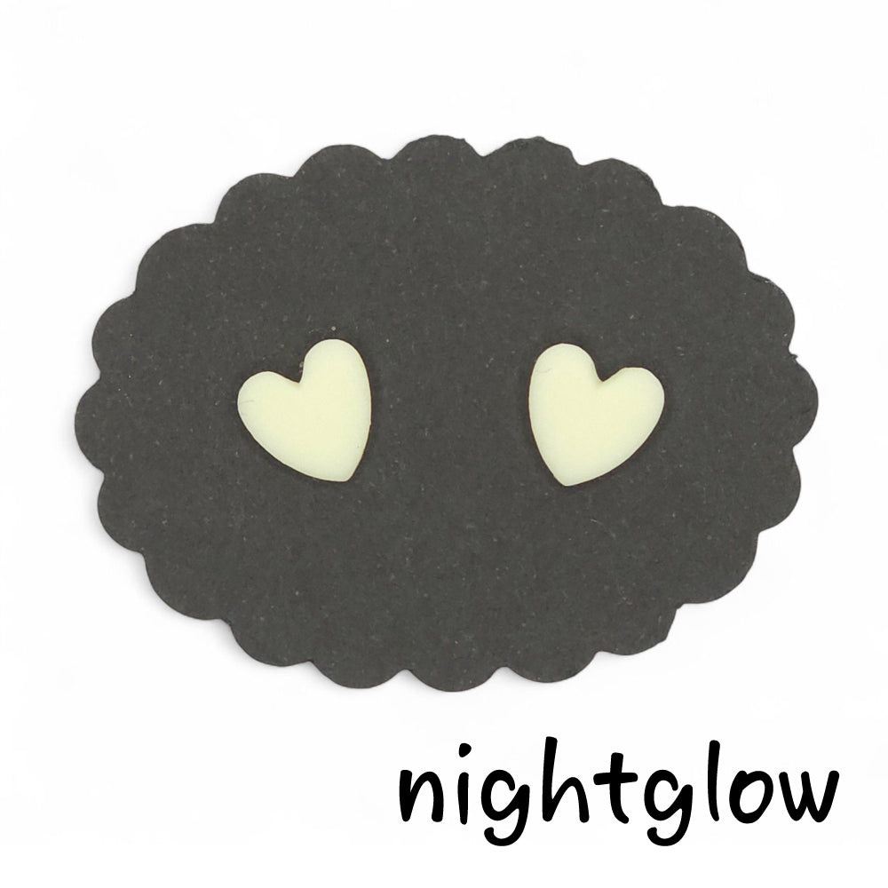 Καρφωτά σκουλαρίκια nightglow καρδούλες από πολυμερικό πηλό