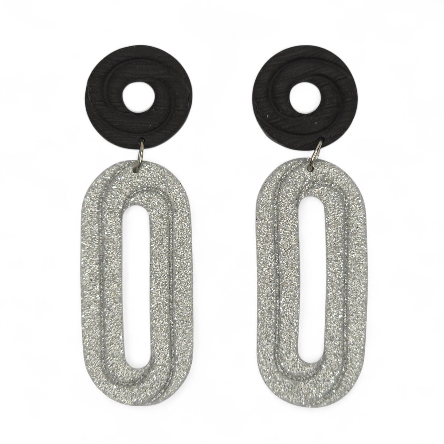 Σκουλαρίκια κρεμαστά γεωμετρικά μαύρο με ασημί από πολυμερικό πηλό