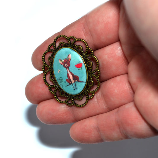 Καρφίτσα οβάλ vintage με ελαφάκι