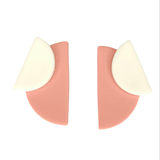 Σκουλαρίκια καρφωτά ημικύκλια απαλό ροζ με άσπρο από πολυμερικό πηλό