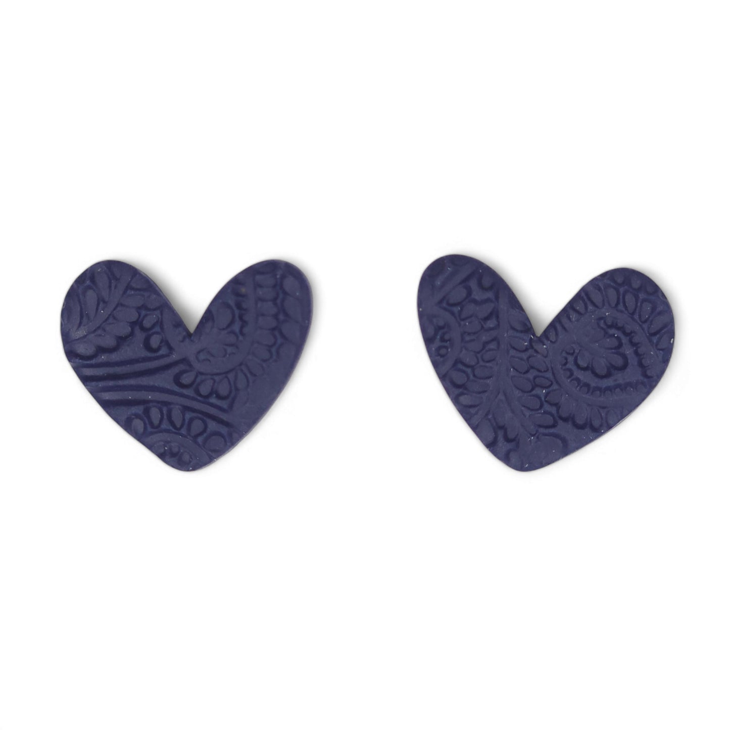 Σκουλαρίκια καρφωτά ανάγλυφες μπλε καρδιές από πολυμερικό πηλό