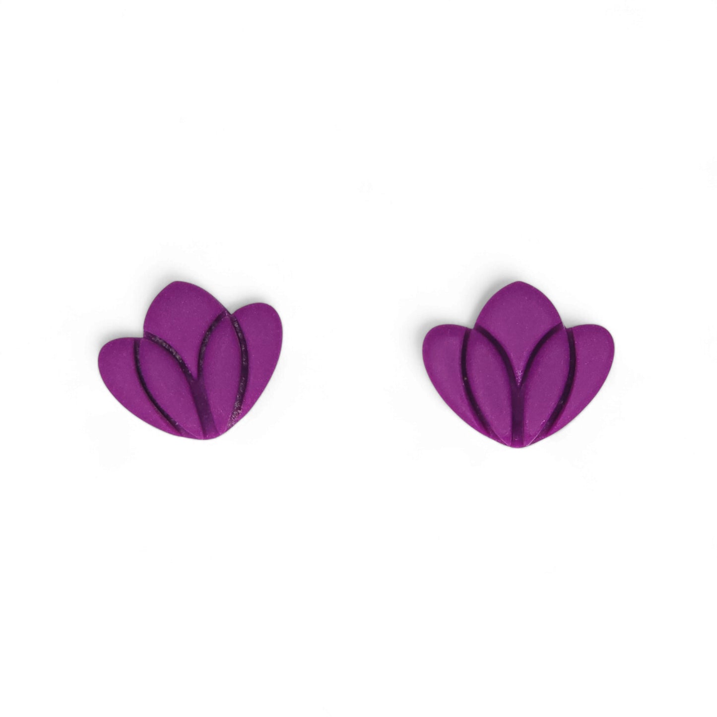 Σκουλαρίκια μικρά καρφωτά μωβ από πολυμερικό πηλό