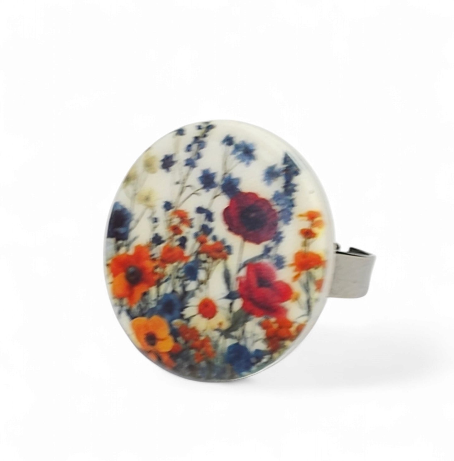 Στρογγυλό δαχτυλίδι με μοτίβο λουλούδια του αγρού από πολυμερικό πηλό και ατσάλινη βάση