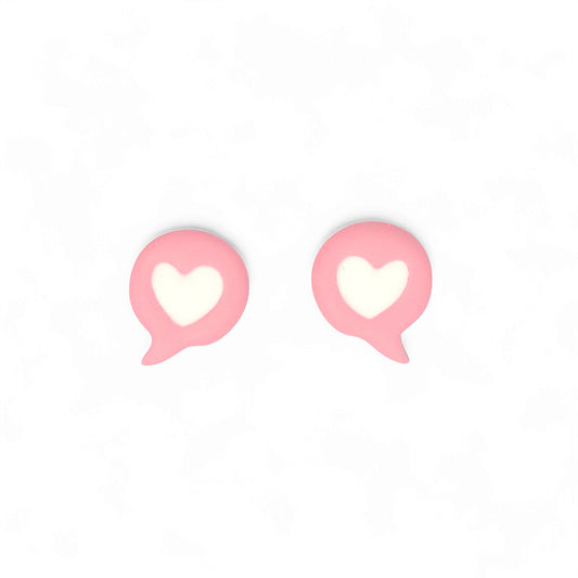 Μικρά καρφωτά σκουλαρίκια ροζ μηνύματα με καρδούλες από πολυμερικό πηλό
