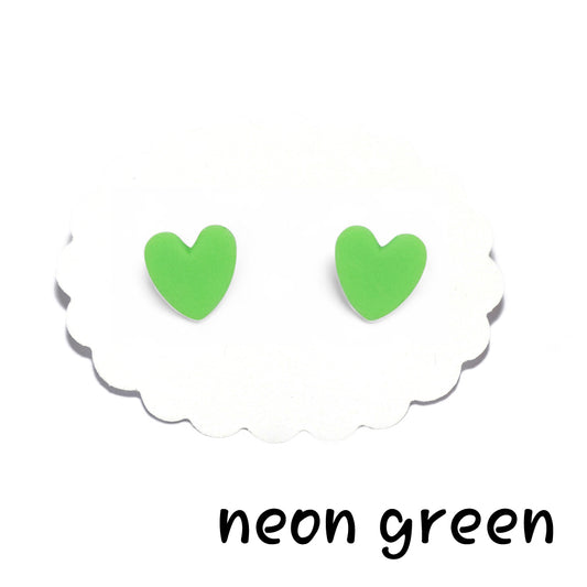 Καρφωτά σκουλαρίκια neon green καρδούλες από πολυμερικό πηλό