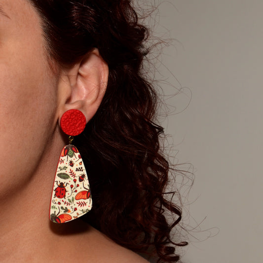 Μεγάλα κρεμαστά σκουλαρίκια της συλλογής Ladies & bugs